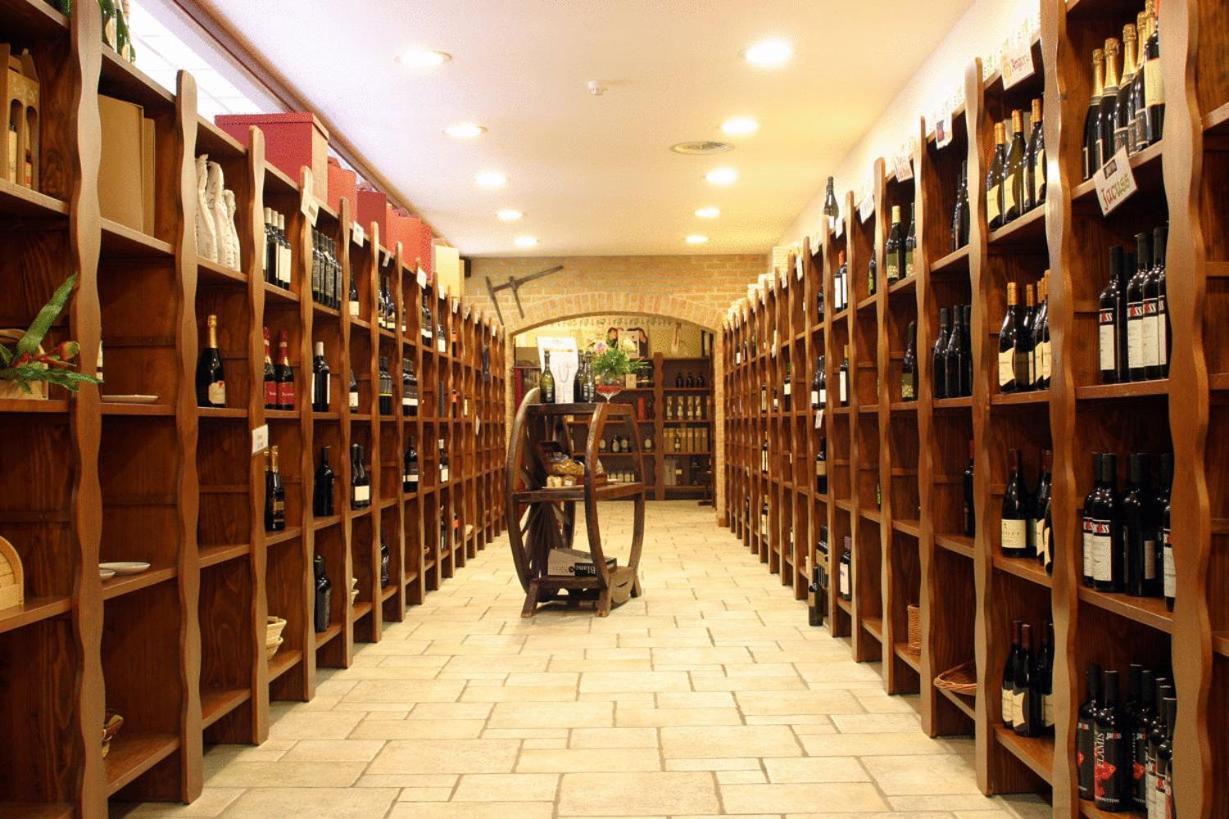 Hotel Willy Gemona del Friuli Ngoại thất bức ảnh