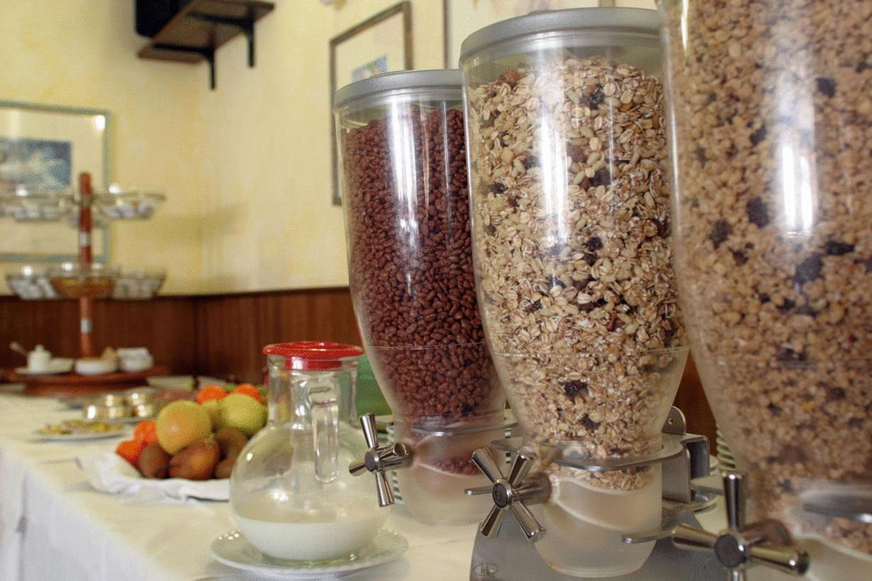 Hotel Willy Gemona del Friuli Ngoại thất bức ảnh