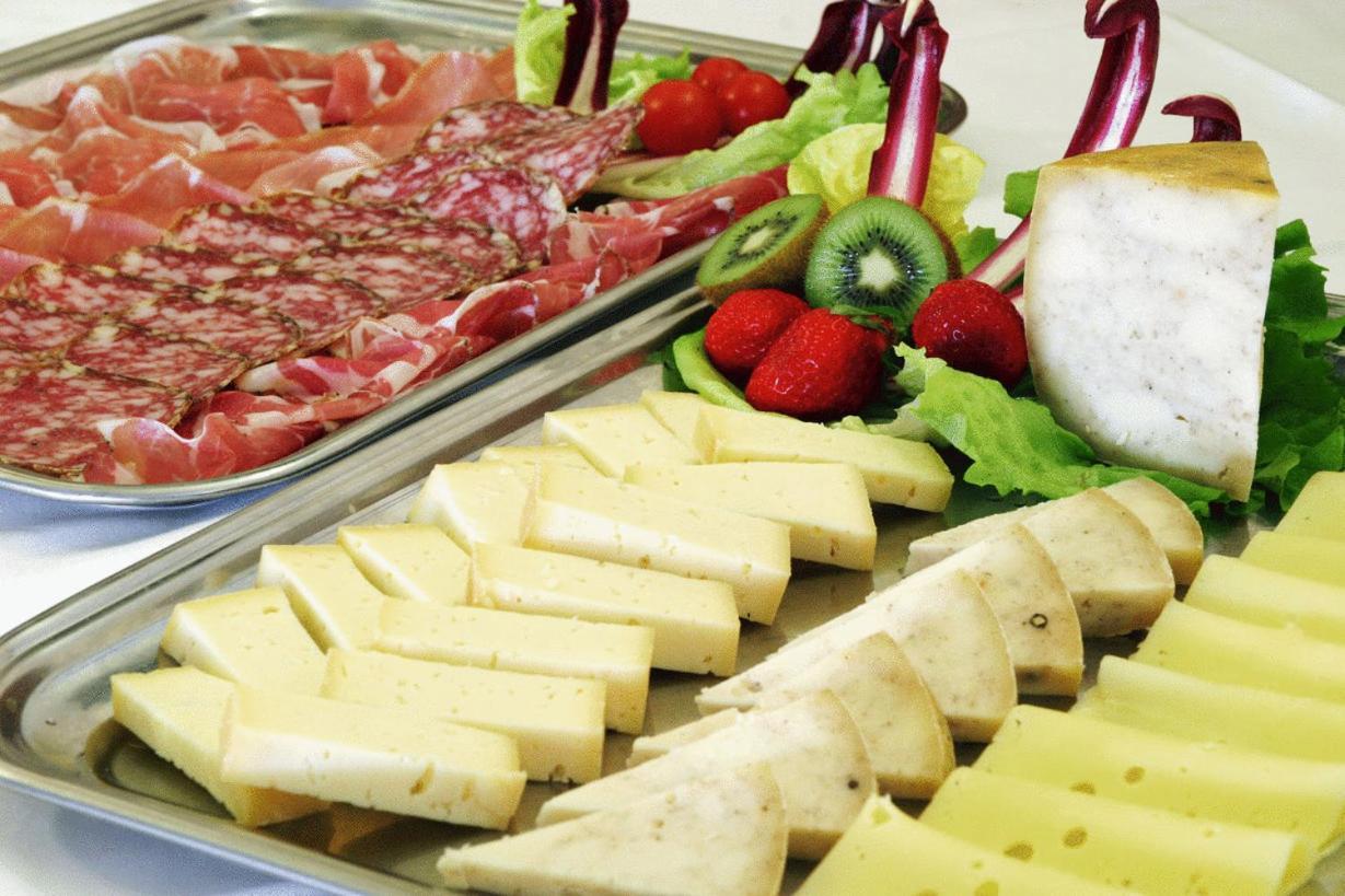 Hotel Willy Gemona del Friuli Ngoại thất bức ảnh